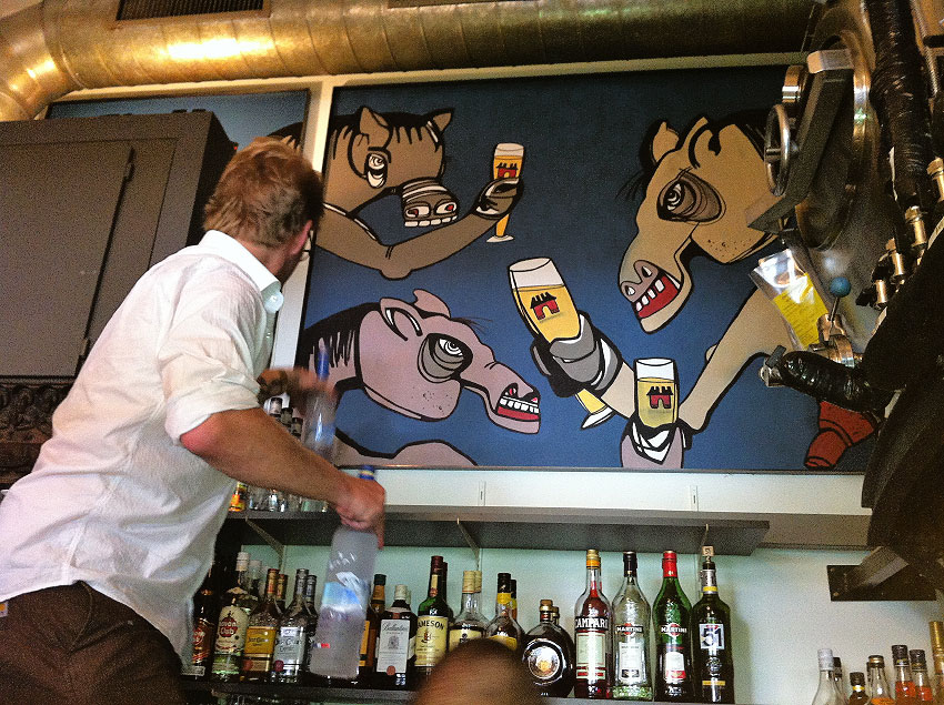 Wandbild Les-Amis-Bar, Magnus Bearth, Pedä